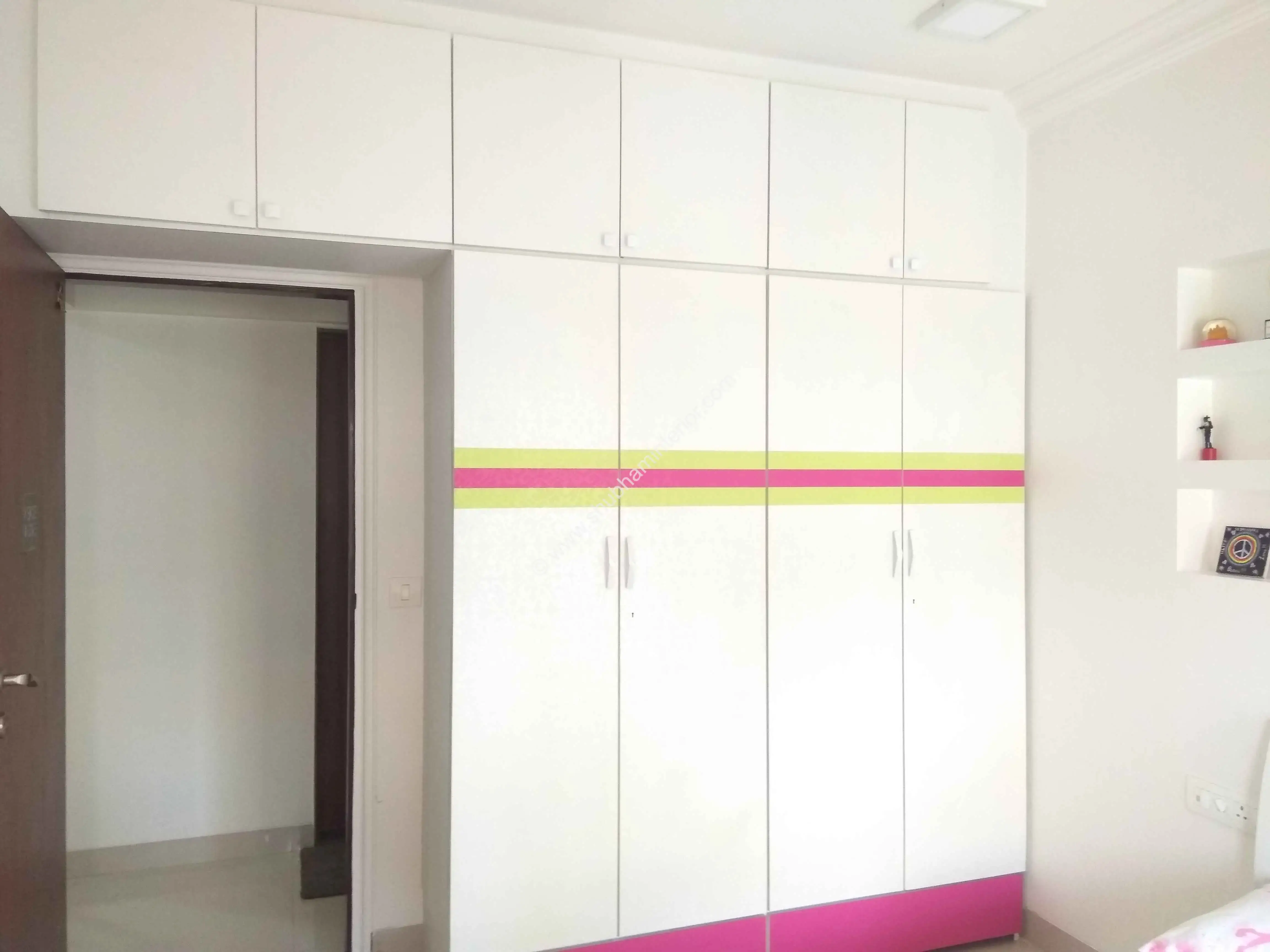 Walldrobe Design